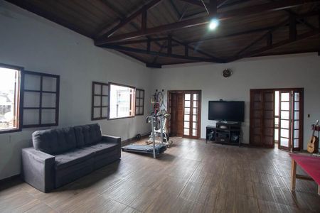 Casa à venda com 308m², 5 quartos e 2 vagasSala 2