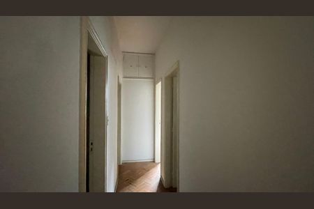 Apartamento à venda com 100m², 3 quartos e 1 vagaCorredor