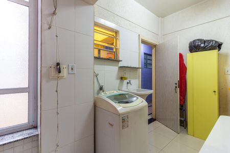 Apartamento à venda com 162m², 3 quartos e sem vagaÁrea de Serviço