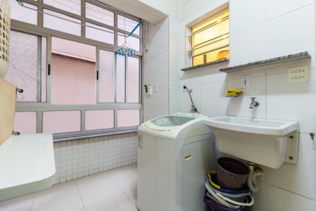 Apartamento à venda com 162m², 3 quartos e sem vagaÁrea de Serviço