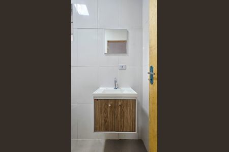 Casa de condomínio para alugar com 58m², 1 quarto e sem vaga Casa de condomínio para alugar com 58m², 1 quarto e sem vagaBanheiro