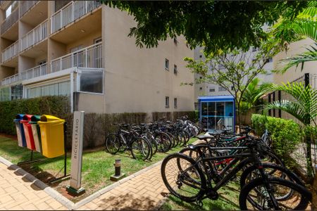 Apartamento à venda com 29m², 1 quarto e sem vaga Apartamento à venda com 29m², 1 quarto e sem vagaBicicletário