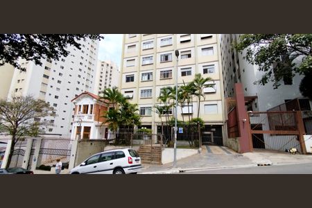 Apartamento para alugar com 60m², 2 quartos e sem vagaFachada + Placa