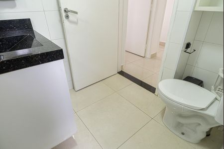 Apartamento para alugar com 60m², 2 quartos e sem vagaBanheiro