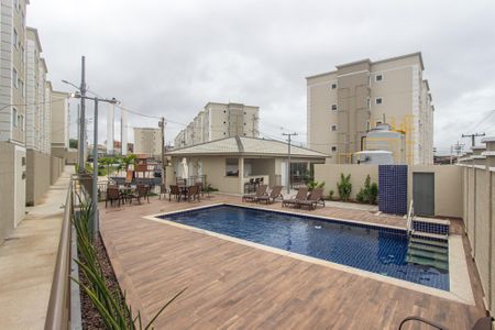 Apartamento para alugar com 65m², 2 quartos e 1 vagaÁrea comum - Piscina