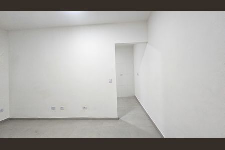 Sala de casa para alugar com 1 quarto, 50m² em Jardim Cristal, São Paulo