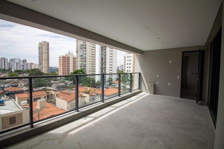 Apartamento à venda com 151m², 3 quartos e 2 vagasVaranda