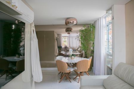 Sala de apartamento à venda com 2 quartos, 62m² em Renascença, Belo Horizonte