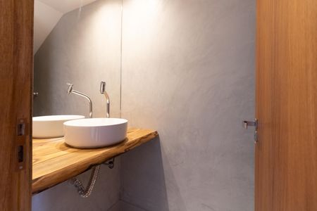 Casa à venda com 120m², 3 quartos e 2 vagas Casa à venda com 120m², 3 quartos e 2 vagasLavabo