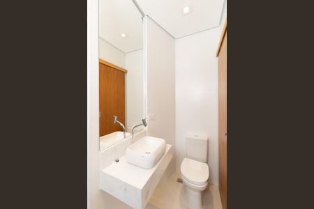 Casa à venda com 120m², 3 quartos e 2 vagas Casa à venda com 120m², 3 quartos e 2 vagasBanheiro da Suíte 3