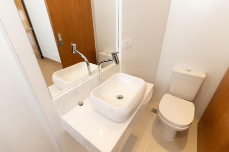 Casa à venda com 120m², 3 quartos e 2 vagas Casa à venda com 120m², 3 quartos e 2 vagasBanheiro da Suíte 3