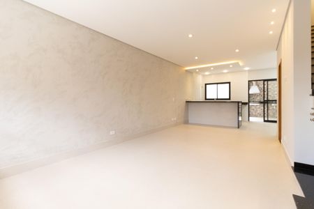 Casa à venda com 120m², 3 quartos e 2 vagas Casa à venda com 120m², 3 quartos e 2 vagasSala