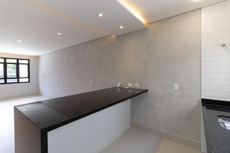 Casa à venda com 120m², 3 quartos e 2 vagas Casa à venda com 120m², 3 quartos e 2 vagasCozinha