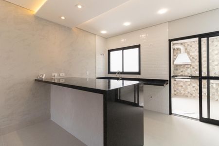 Casa à venda com 120m², 3 quartos e 2 vagas Casa à venda com 120m², 3 quartos e 2 vagasCozinha