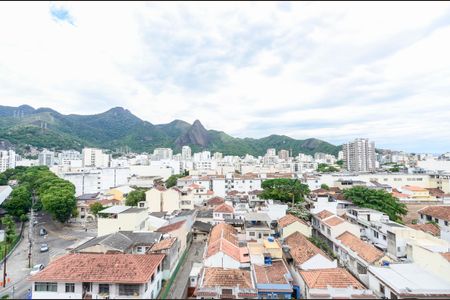 Apartamento à venda com 67m², 2 quartos e 1 vagaQuarto 1