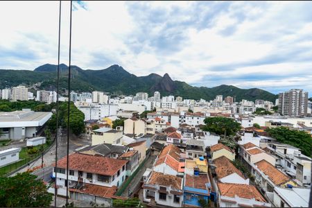 Apartamento à venda com 67m², 2 quartos e 1 vagaQuarto 2