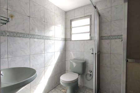 Casa de condomínio para alugar com 120m², 2 quartos e sem vaga Casa de condomínio para alugar com 120m², 2 quartos e sem vagaBanheiro Social