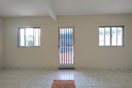 Casa de condomínio para alugar com 120m², 2 quartos e sem vaga Casa de condomínio para alugar com 120m², 2 quartos e sem vagaSala