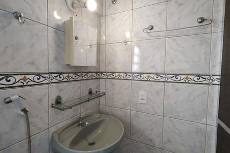 Casa de condomínio para alugar com 120m², 2 quartos e sem vaga Casa de condomínio para alugar com 120m², 2 quartos e sem vagaBanheiro da Suíte