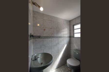 Casa de condomínio para alugar com 120m², 2 quartos e sem vagaBanheiro Social