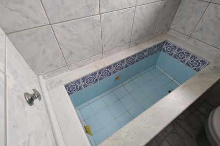 Casa de condomínio para alugar com 120m², 2 quartos e sem vaga Casa de condomínio para alugar com 120m², 2 quartos e sem vagaBanheiro da Suíte