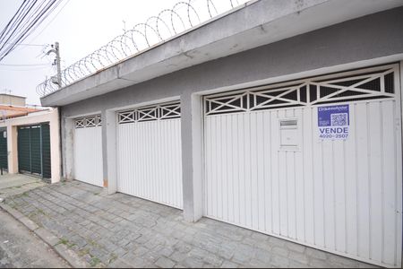 Casa à venda com 420m², 3 quartos e 3 vagasFachada