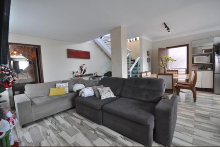 Casa à venda com 420m², 3 quartos e 3 vagasSala