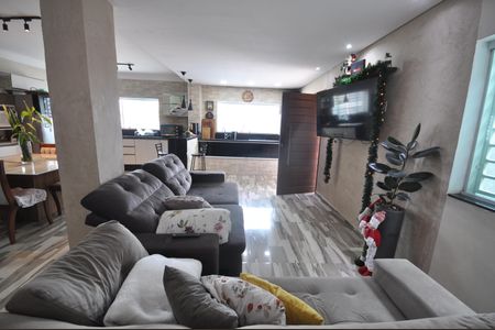 Casa à venda com 420m², 3 quartos e 3 vagasSala