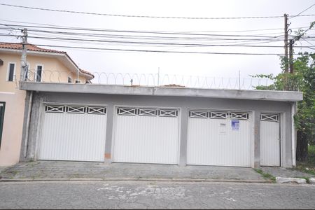 Casa à venda com 420m², 3 quartos e 3 vagasFachada