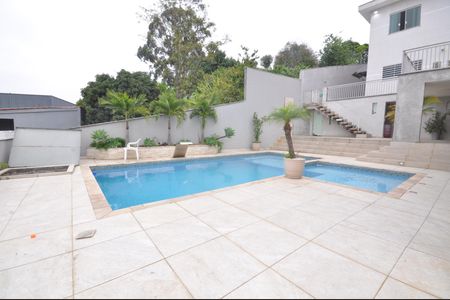Casa à venda com 420m², 3 quartos e 3 vagasPiscina