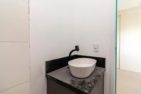 Banheiro Social de apartamento para alugar com 1 quarto, 33m² em Santana, São Paulo