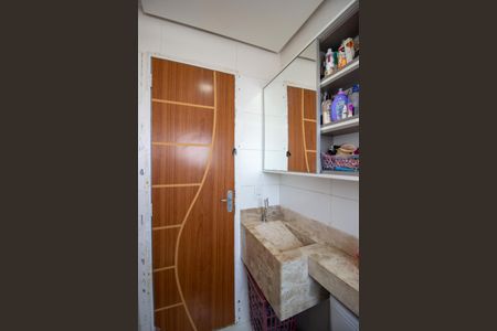 Apartamento para alugar com 60m², 2 quartos e 1 vaga Apartamento para alugar com 60m², 2 quartos e 1 vagaBanheiro