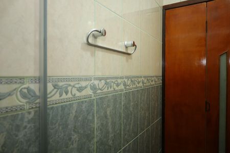 Casa para alugar com 750m², 3 quartos e 8 vagasBanheiro 2
