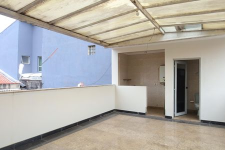 Casa para alugar com 750m², 3 quartos e 8 vagasÁrea de Serviço