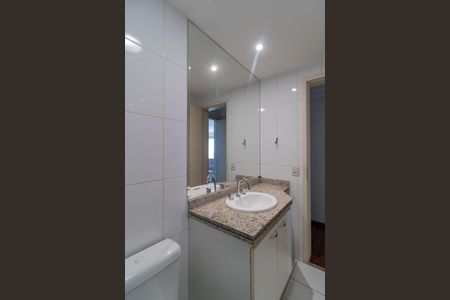 Apartamento para alugar com 139m², 2 quartos e 2 vagasBanheiro