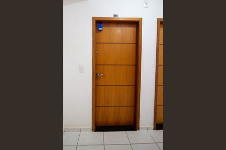 Apartamento para alugar com 60m², 2 quartos e 1 vagaLockbox