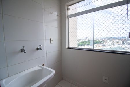 Apartamento para alugar com 60m², 2 quartos e 1 vagaÁrea de Serviço