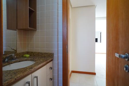 Apartamento para alugar com 70m², 2 quartos e 1 vagaBanheiro
