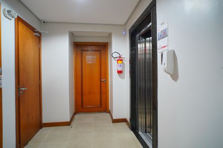 Apartamento para alugar com 70m², 2 quartos e 1 vagaHall de entrada
