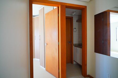 Apartamento para alugar com 70m², 2 quartos e 1 vagaCORREDOR 