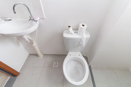 Apartamento para alugar com 44m², 2 quartos e 1 vaga Apartamento para alugar com 44m², 2 quartos e 1 vagaBanheiro