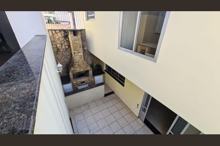 Casa para alugar com 400m², 5 quartos e 5 vagasÁrea externa