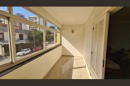 Casa para alugar com 400m², 5 quartos e 5 vagasVaranda