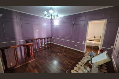 Casa para alugar com 400m², 5 quartos e 5 vagasCorredor