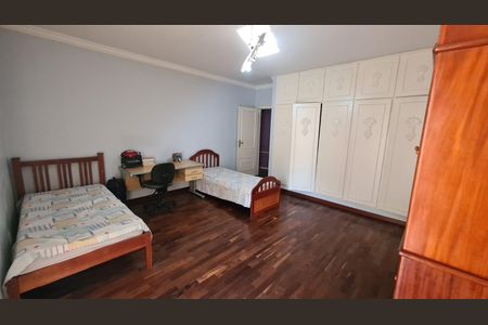 Casa para alugar com 400m², 5 quartos e 5 vagasQuarto 2