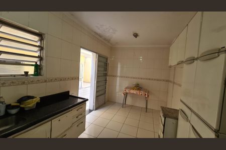 Casa para alugar com 400m², 5 quartos e 5 vagasCozinha