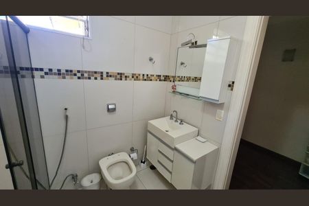 Casa para alugar com 400m², 5 quartos e 5 vagasBanheiro 3