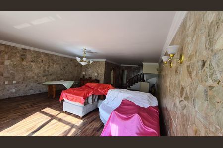 Casa para alugar com 400m², 5 quartos e 5 vagasSala de estar