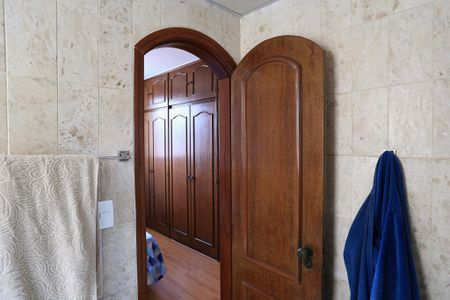 Apartamento à venda com 123m², 3 quartos e 2 vagas Apartamento à venda com 123m², 3 quartos e 2 vagasBanheiro da Suíte