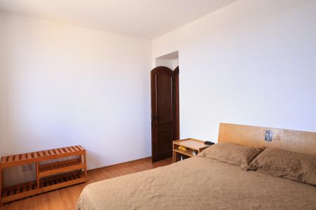 Apartamento à venda com 123m², 3 quartos e 2 vagas Apartamento à venda com 123m², 3 quartos e 2 vagasQuarto